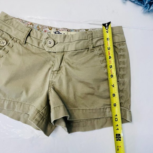 mudd shorts size 3stretchy - Picture 7 of 12